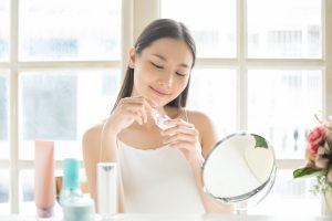 10 Skincare Aman Untuk Kulit Sensitif Terbaik Tanpa Efek Samping